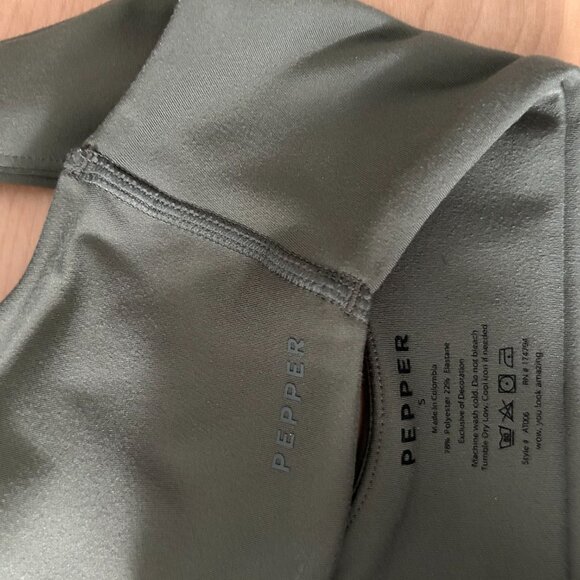 Pepper Sculpting Contour Bra in Olive size S - Picture 5 of 6